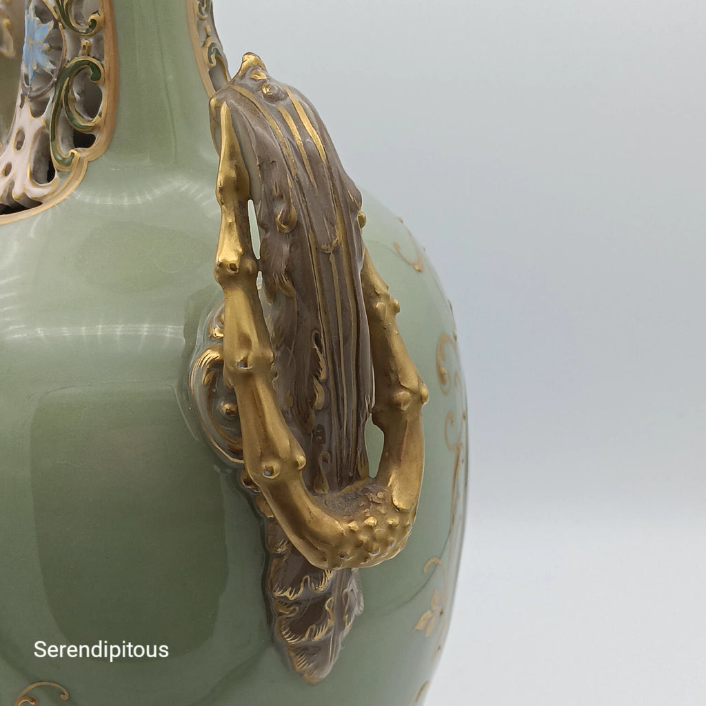 Rare Art Nouveau Porcelain – Ernst Wahliss Cherub Vase, Austria c.1900
