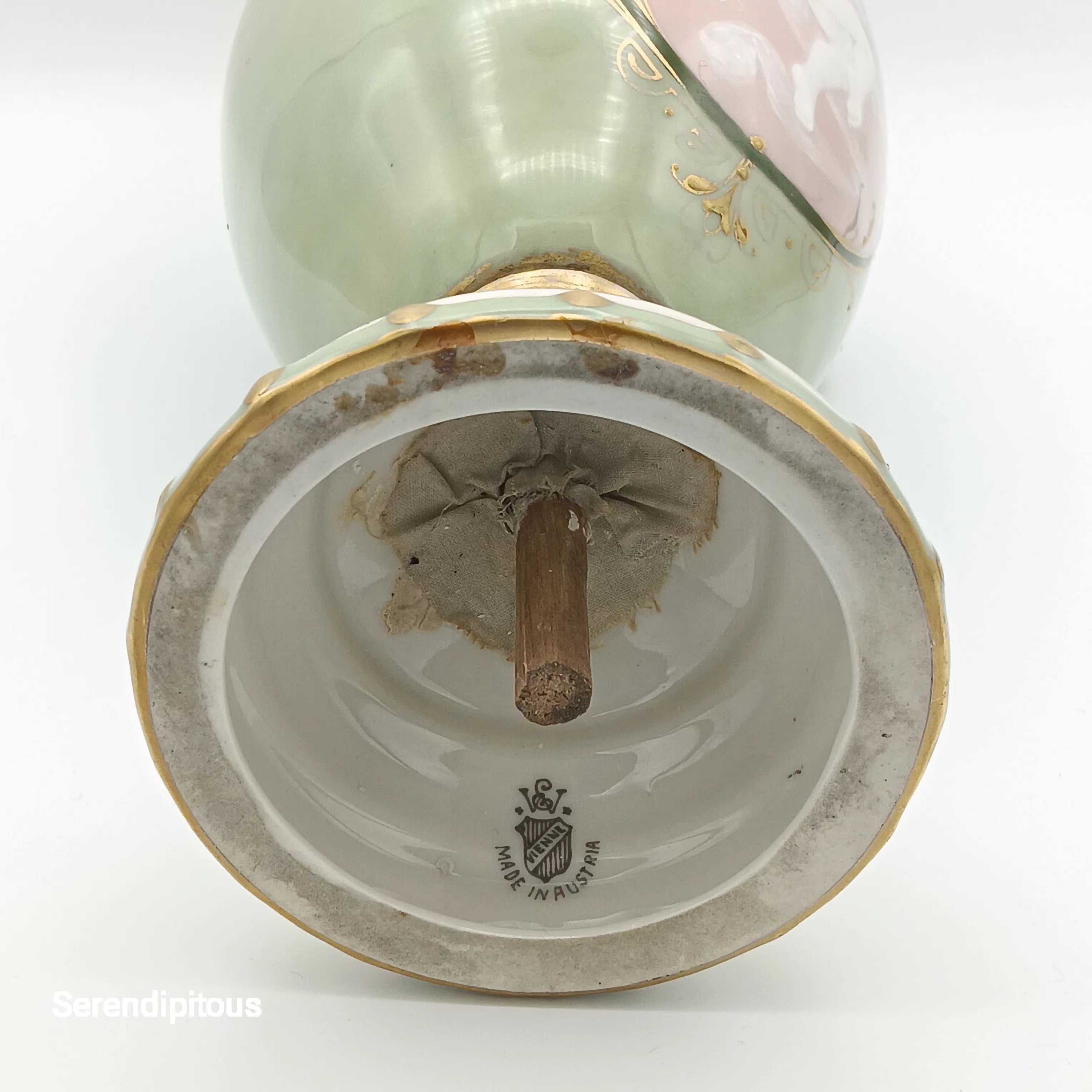 Rare Art Nouveau Porcelain – Ernst Wahliss Cherub Vase, Austria c.1900