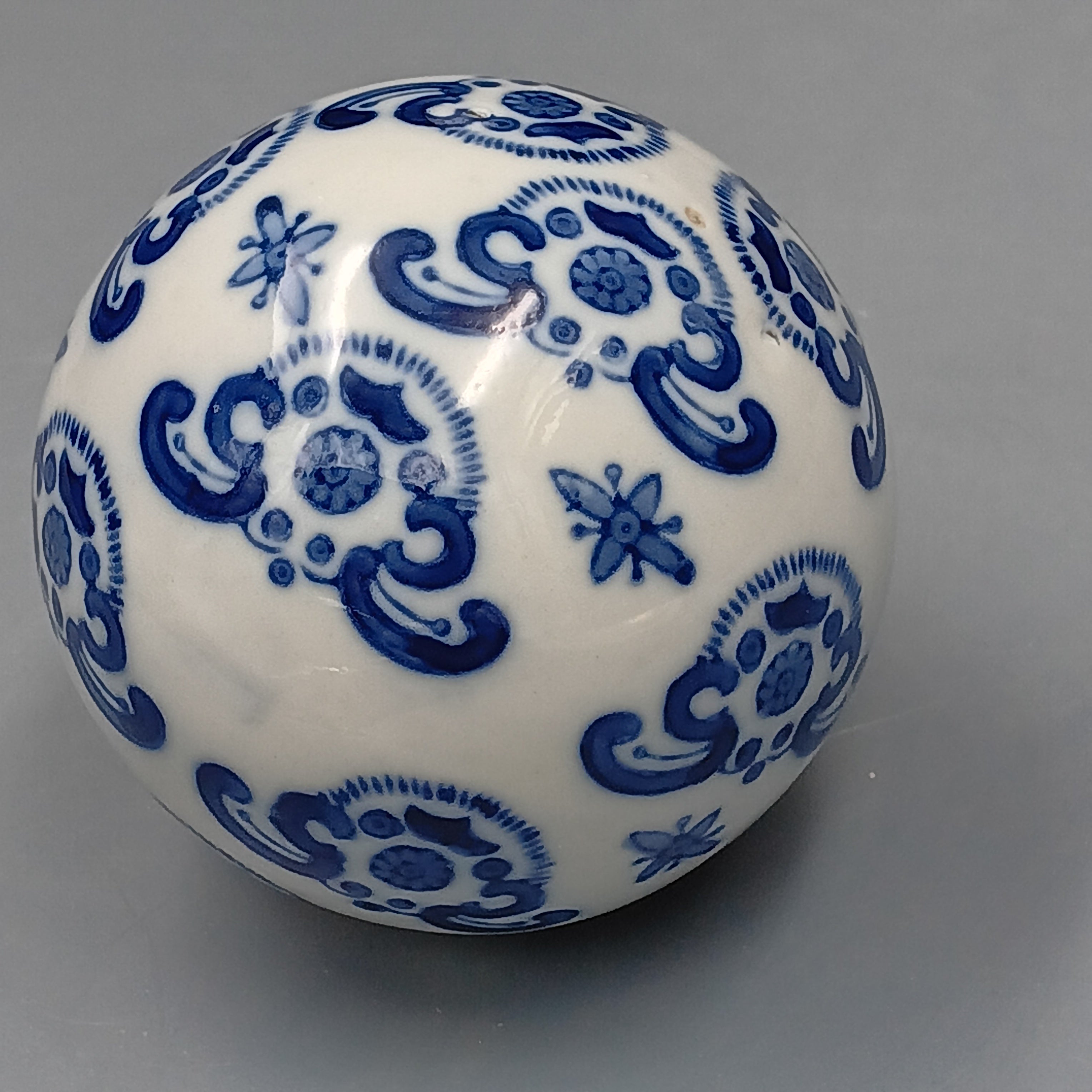 Kesywale Blue & White Porcelain Orbs (3" Diameter)