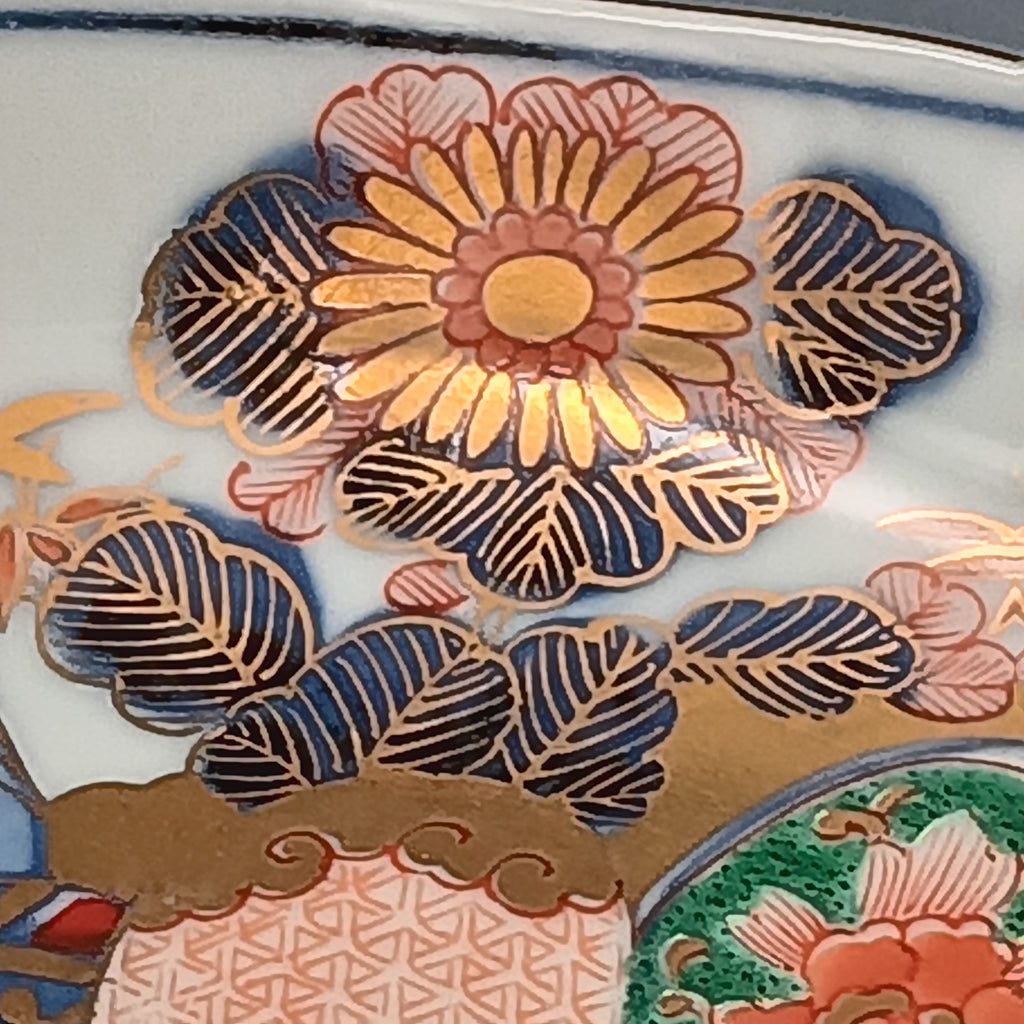 Vintage Japanese Imari Porcelain Plate – 20th Century – Hand Decorated
