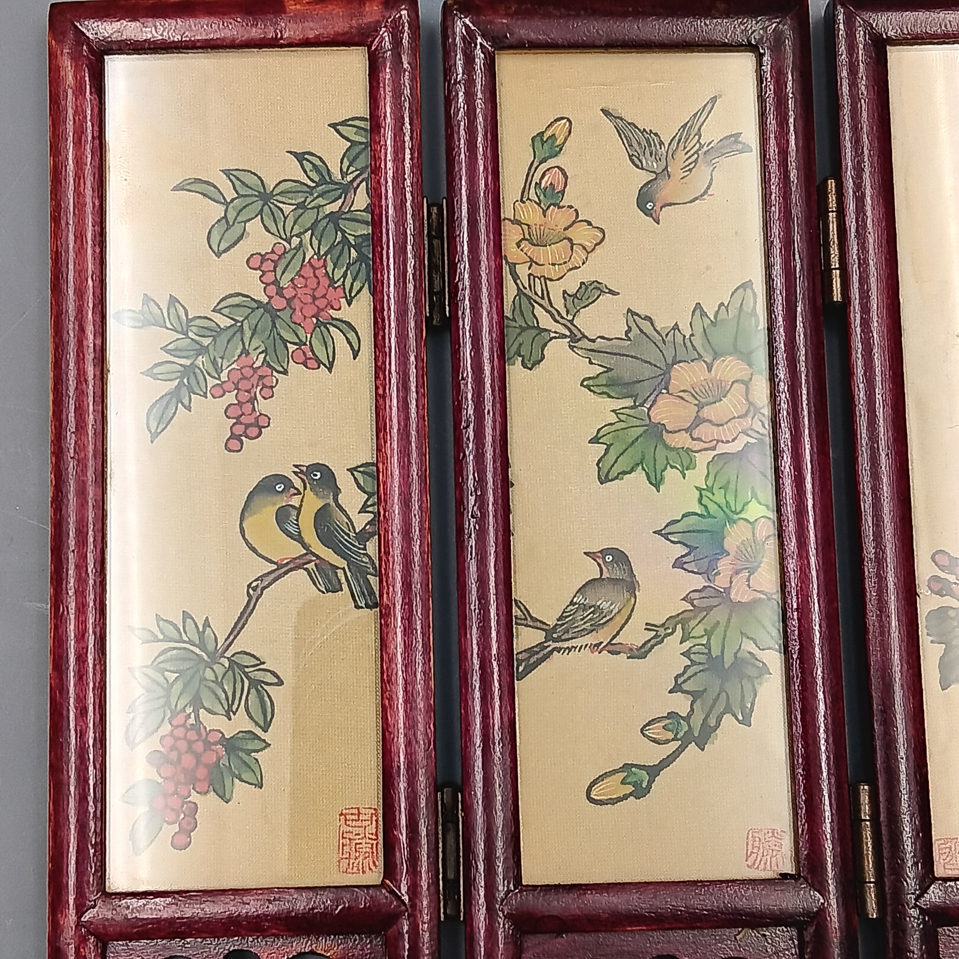 Miniature Decorative Folding Screen – Traditional Images in Printed Panels