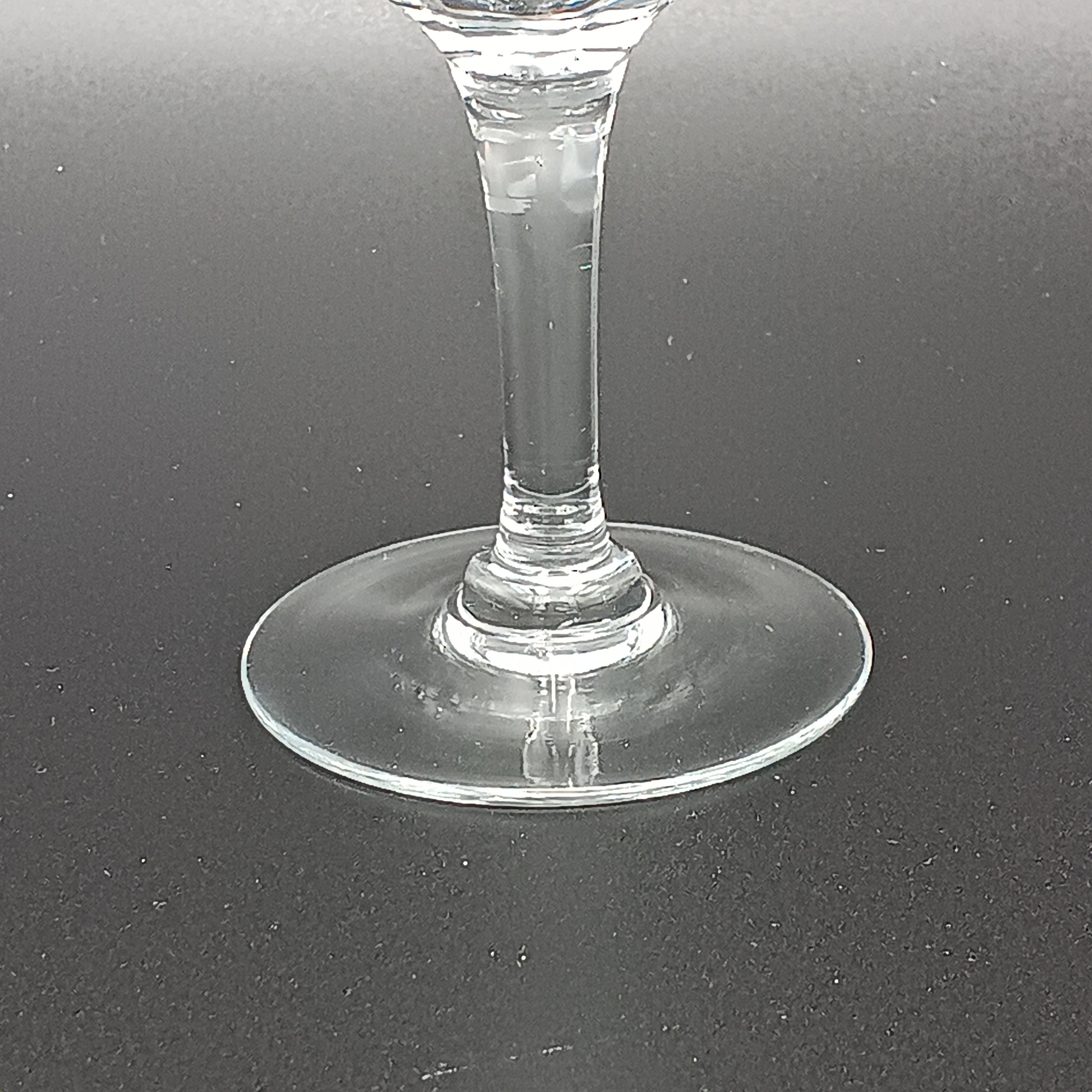 W J Hughes Cornflower 4¾" Liquor Cocktail Glas