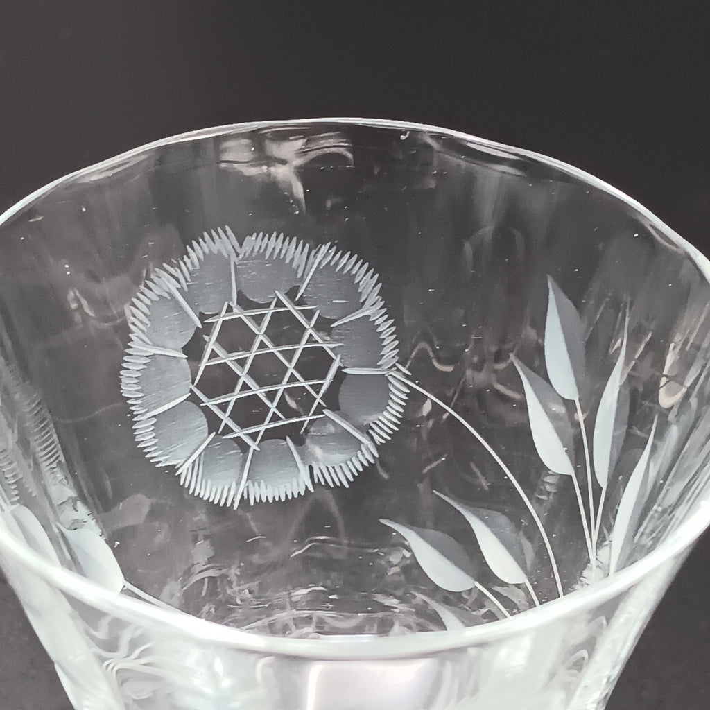 W J Hughes Cornflower 4¾" Liquor Cocktail Glas