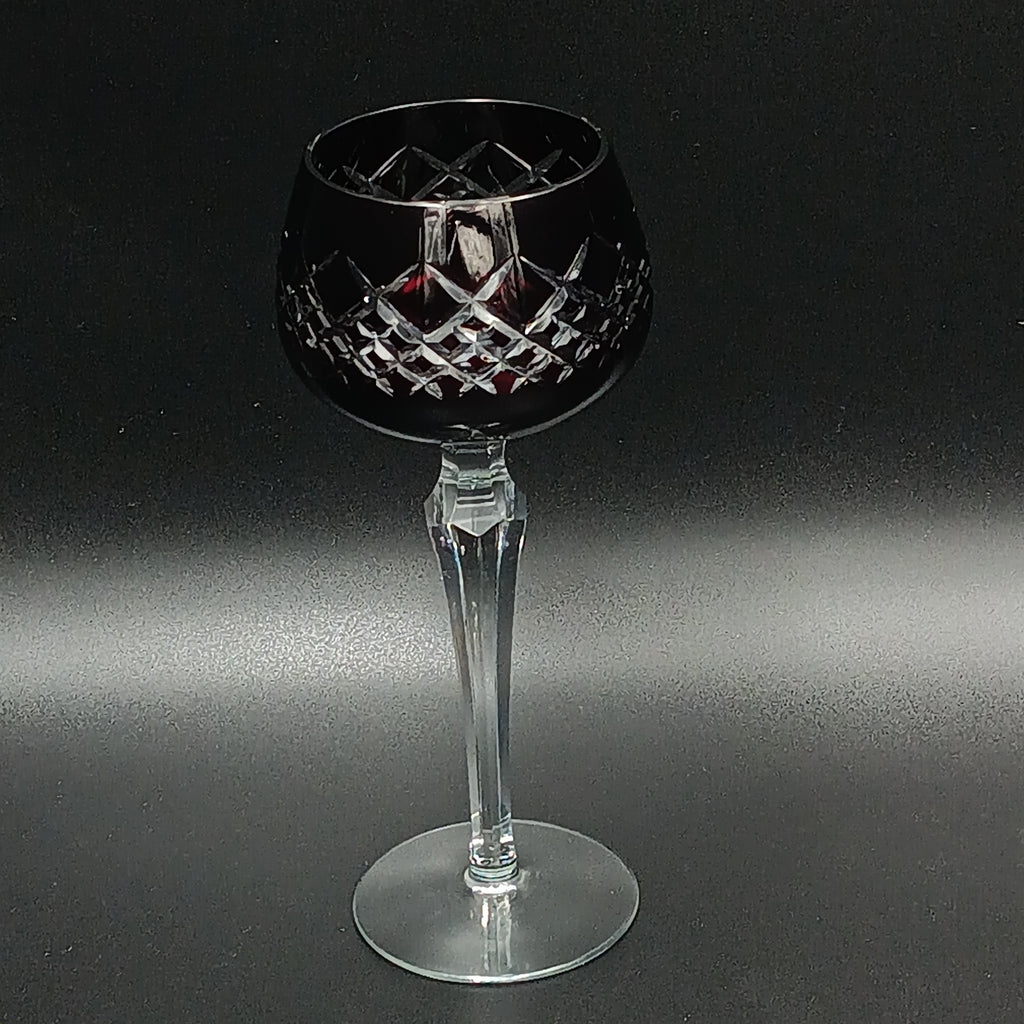 Elegant 7 7/8" Clear Cut Ruby Red Crystal Wine Glass – Timeless Sophistication