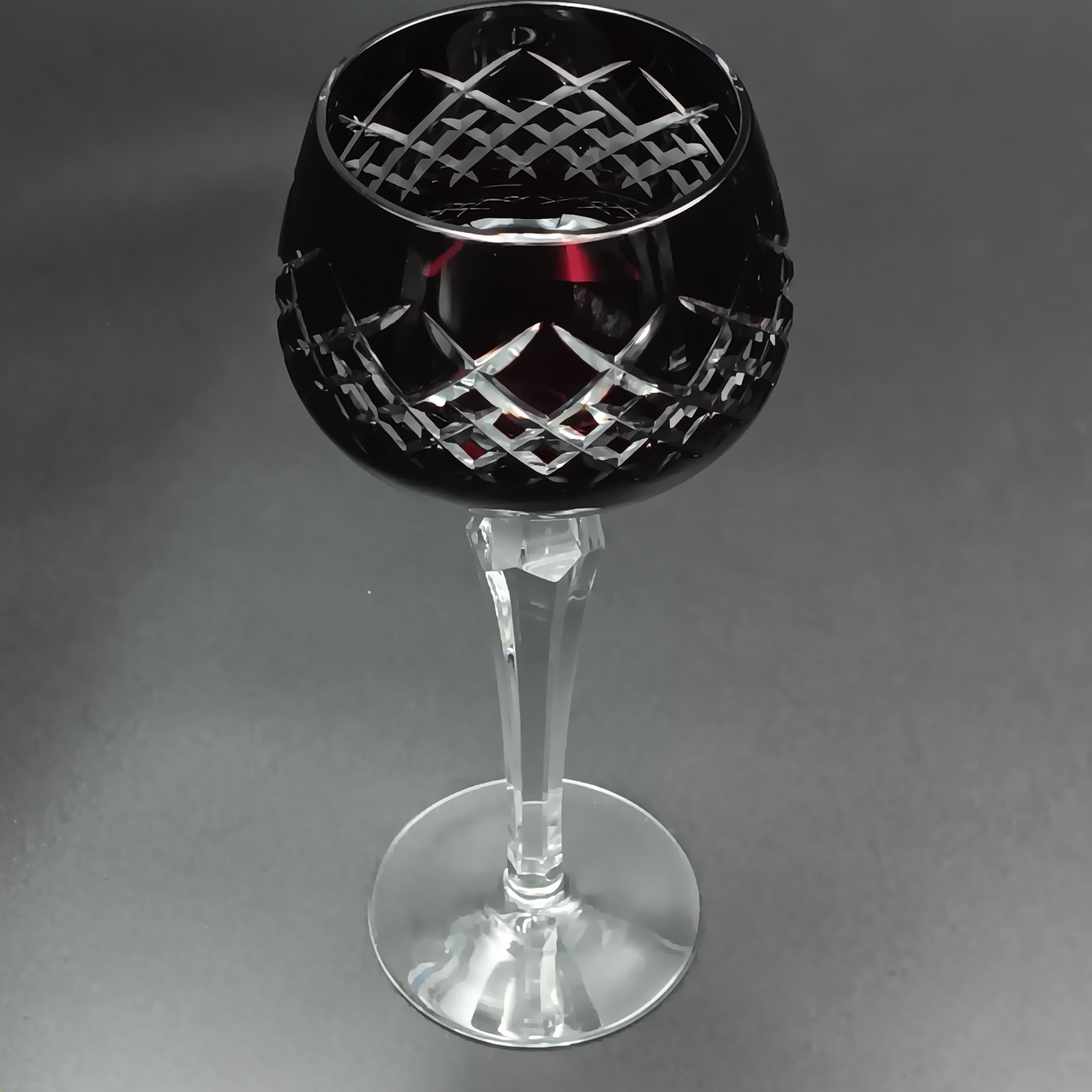 Elegant 7 7/8" Clear Cut Ruby Red Crystal Wine Glass – Timeless Sophistication