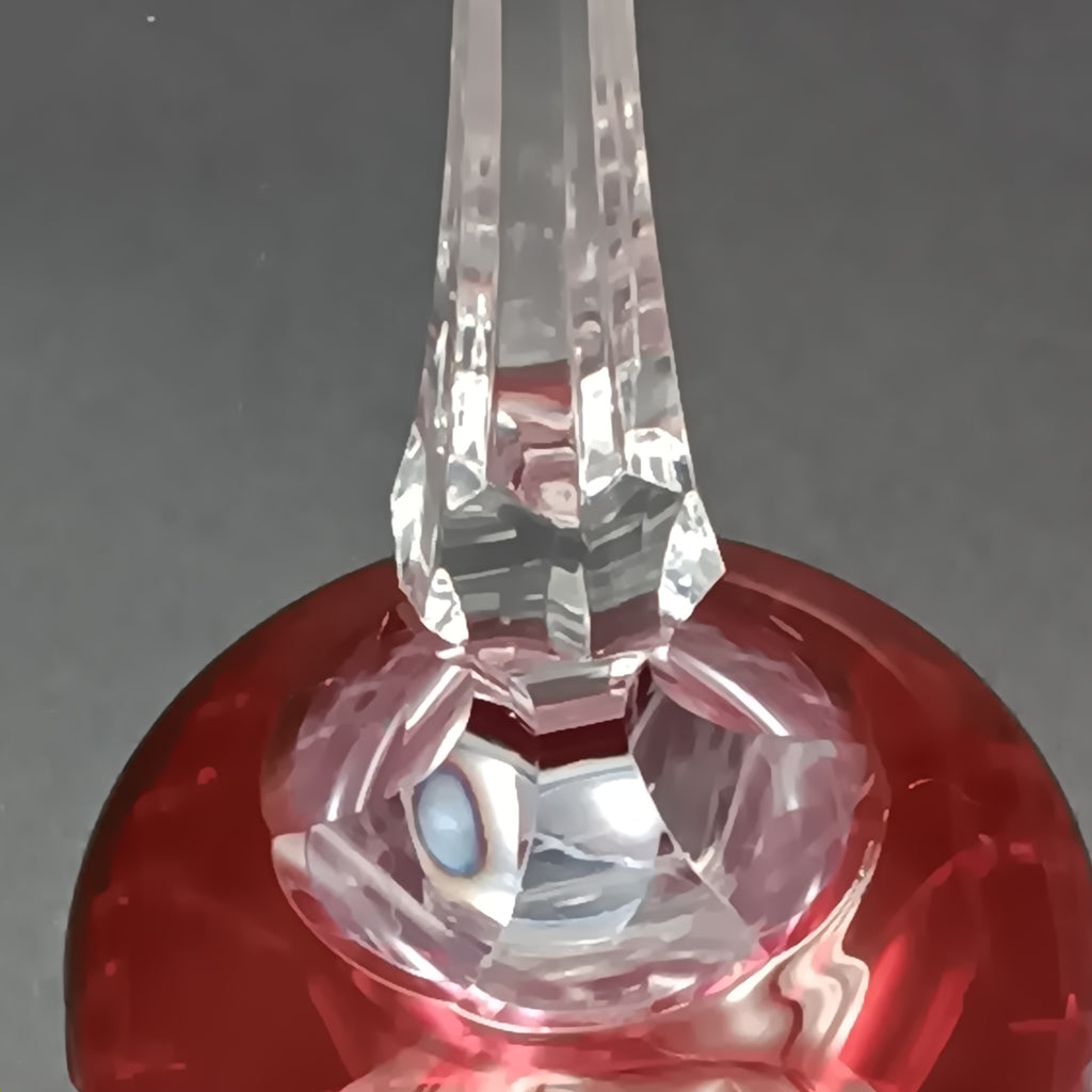 Elegant 7 7/8" Clear Cut Pink Crystal Wine Glass – Timeless Sophistication