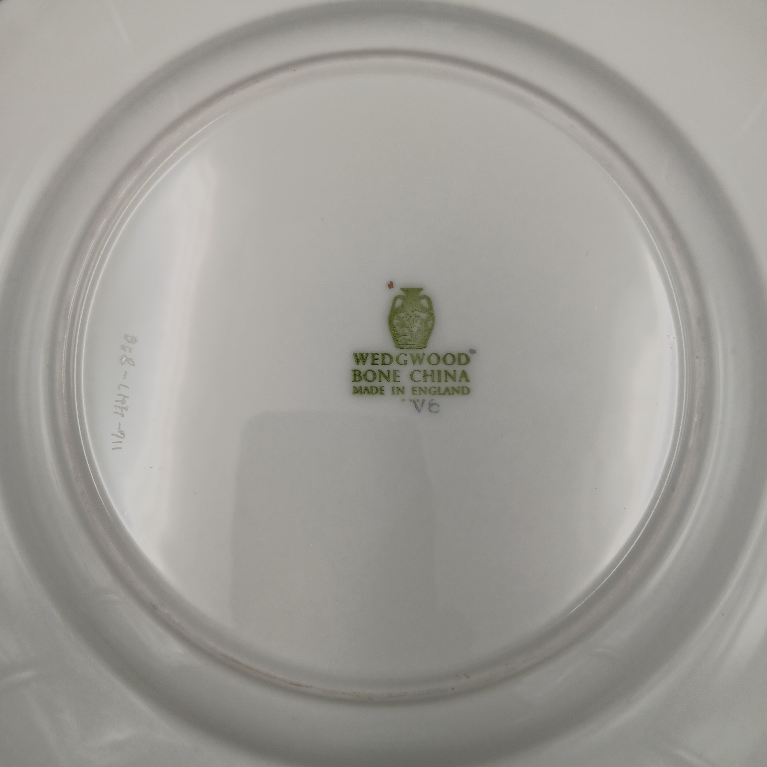 Wedgwood “Buxton Turquoise” Handled Cake Plate (1962–1964)