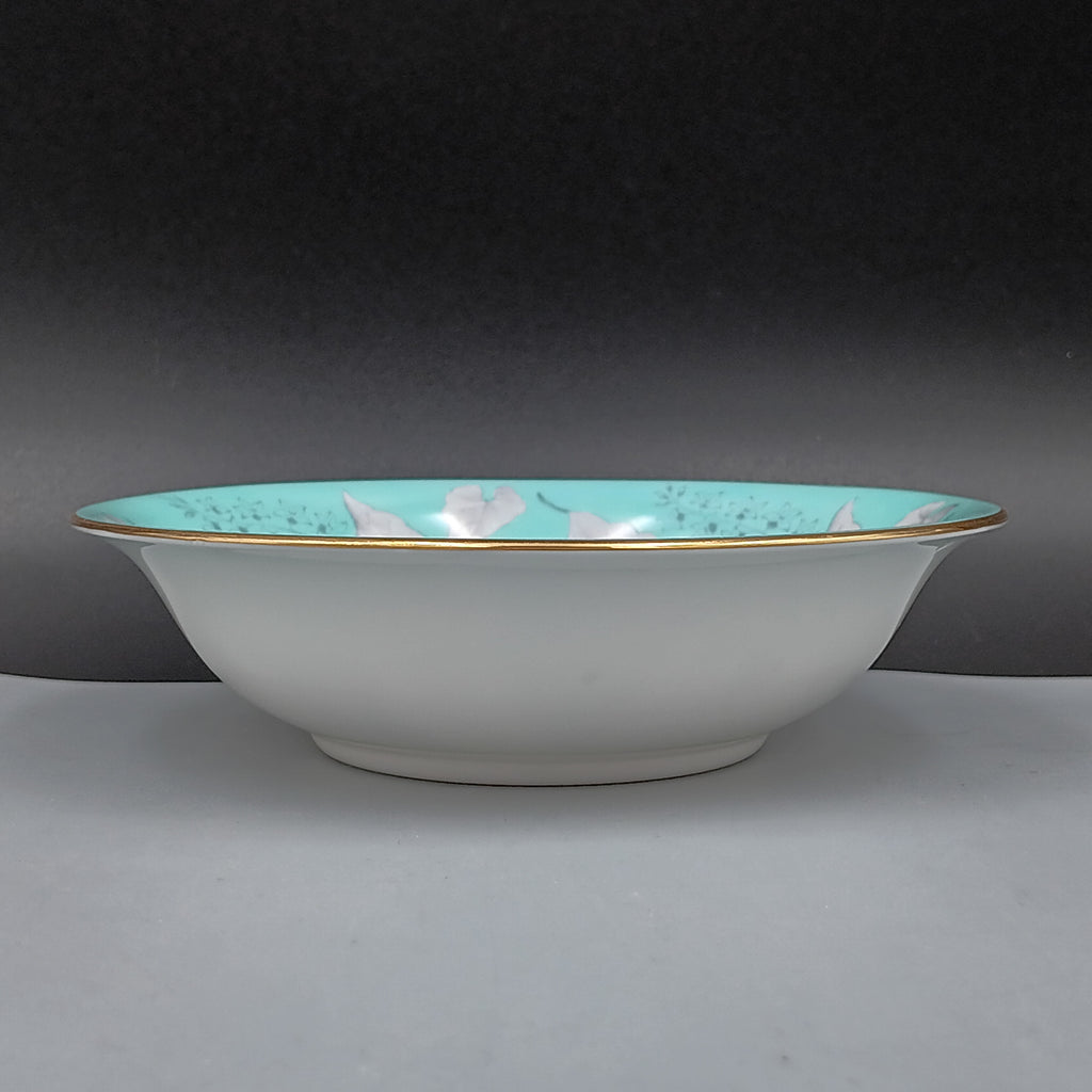 Wedgwood Buxton Turquoise soup bowl with gold rim and floral motif, bone china, England 1960s