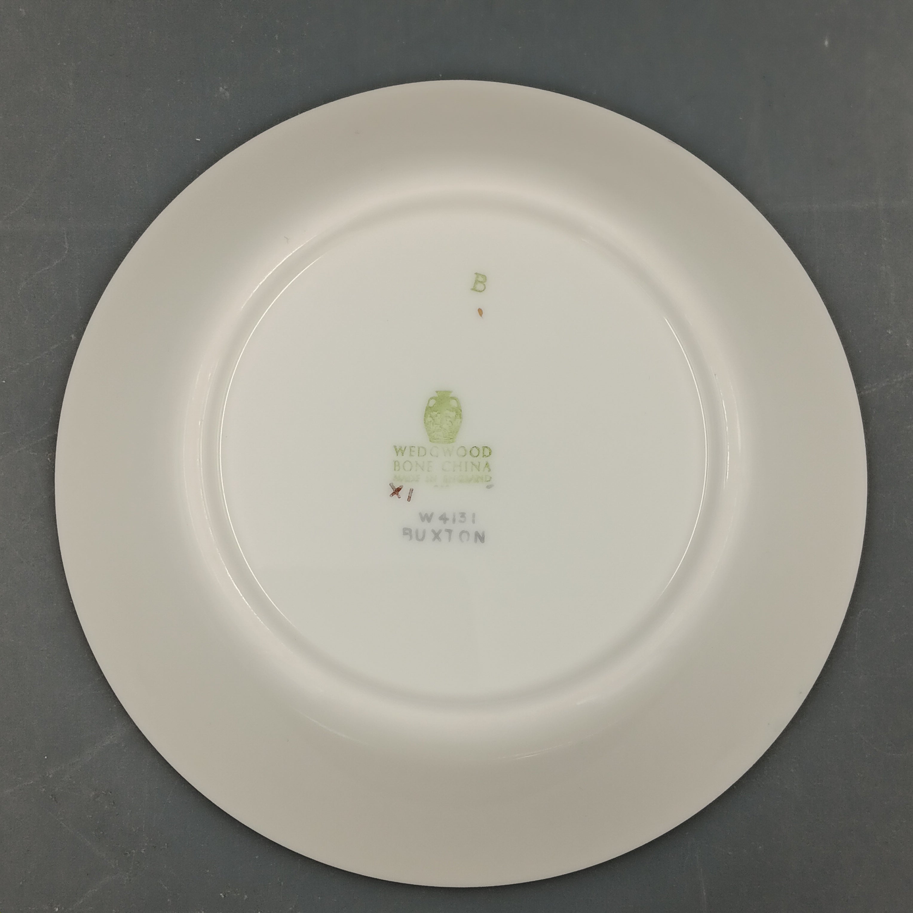 Wedgwood Buxton Turquoise soup bowl with gold rim and floral motif, bone china, England 1960s