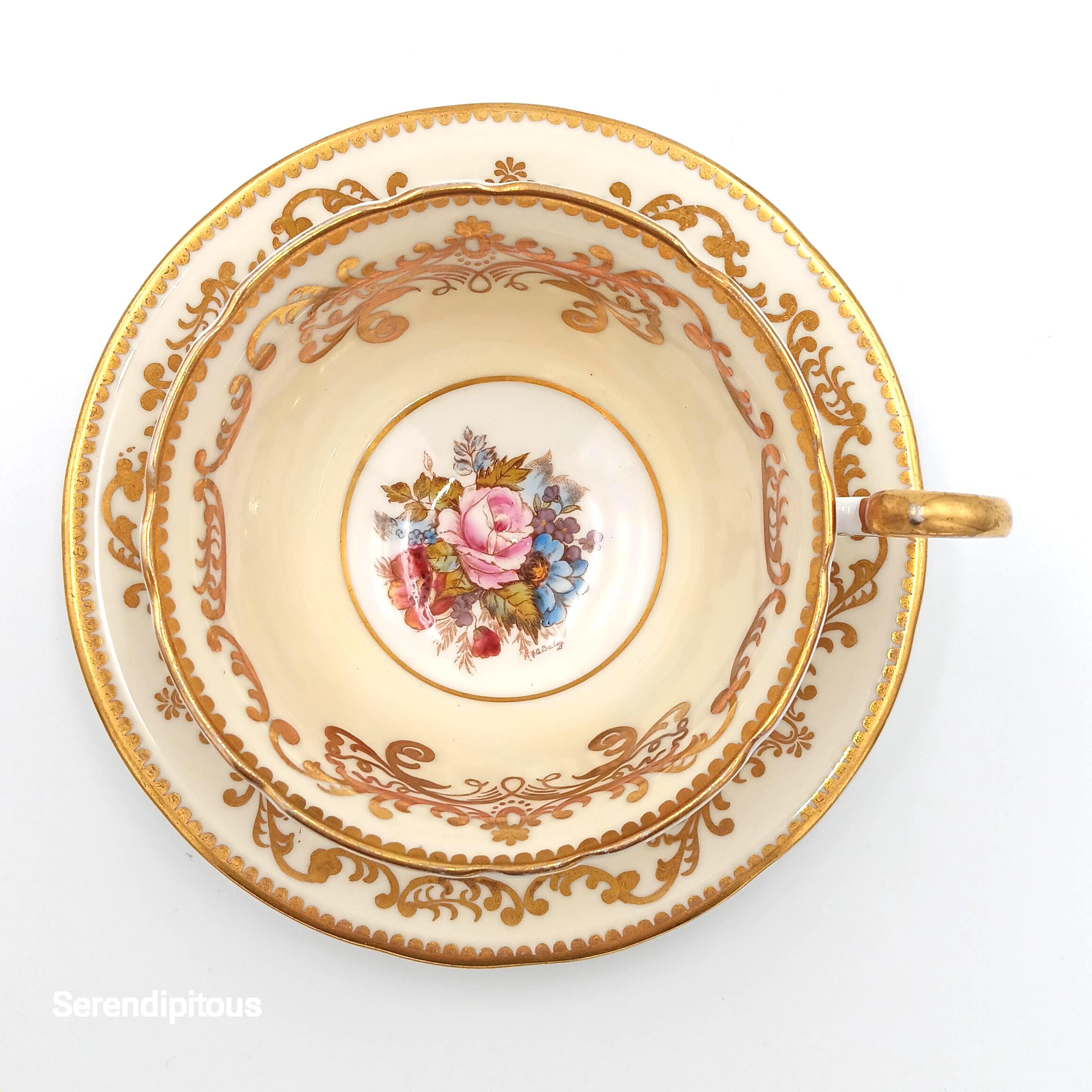 Aynsley Signed by J A Bailey, Hand-Painted floral bouquet, Yellow & Gold Fine Bone China