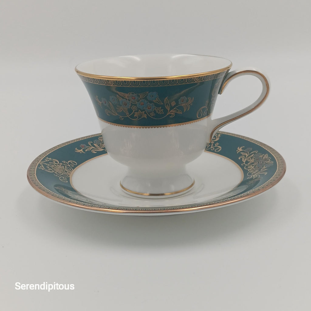 Wedgwood "Agincourt", Set of 8 Teacups & Saucers