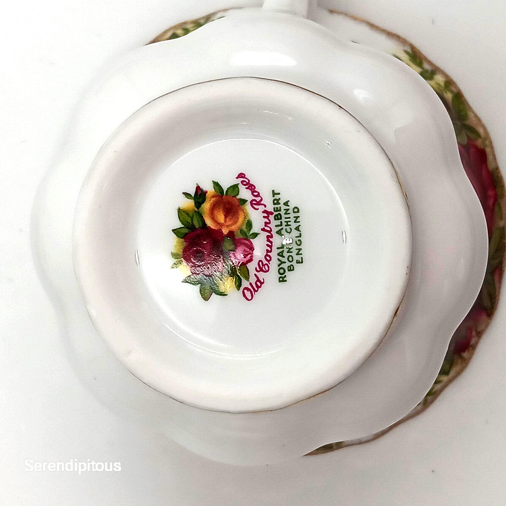 Royal Albert 'Old Country Roses', Fine Bone China, Place Setting with Dessert Dish