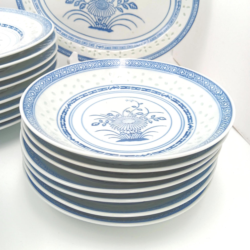 Vintage Tienshan Chinese Blue & White Rice Grain Chrysanthemum Flower Dinnerware Set, Choice Condition