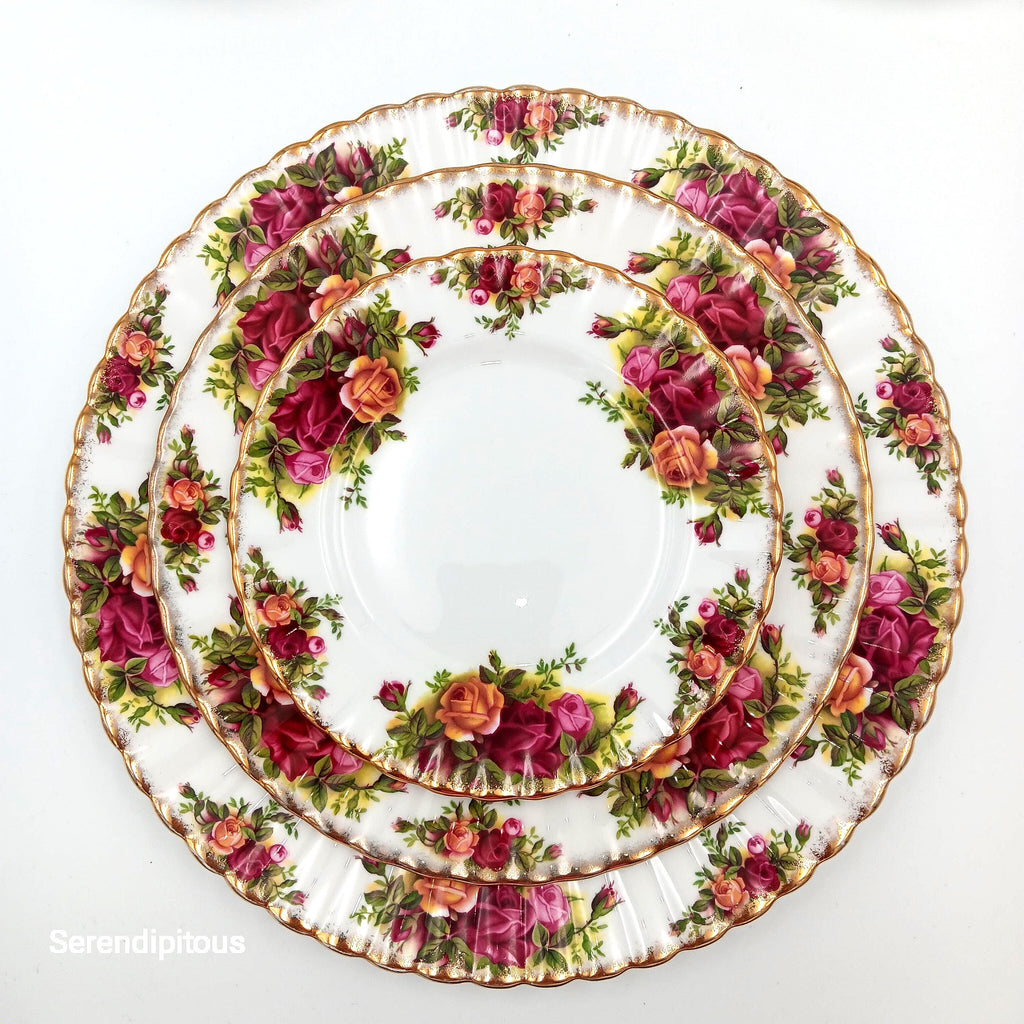 Royal Albert 'Old Country Roses', Fine Bone China, Place Setting with Dessert Dish