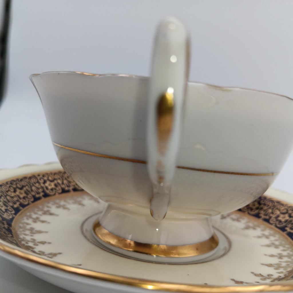 Paragon Double Warrant, Rosebud, Teacup and Saucer