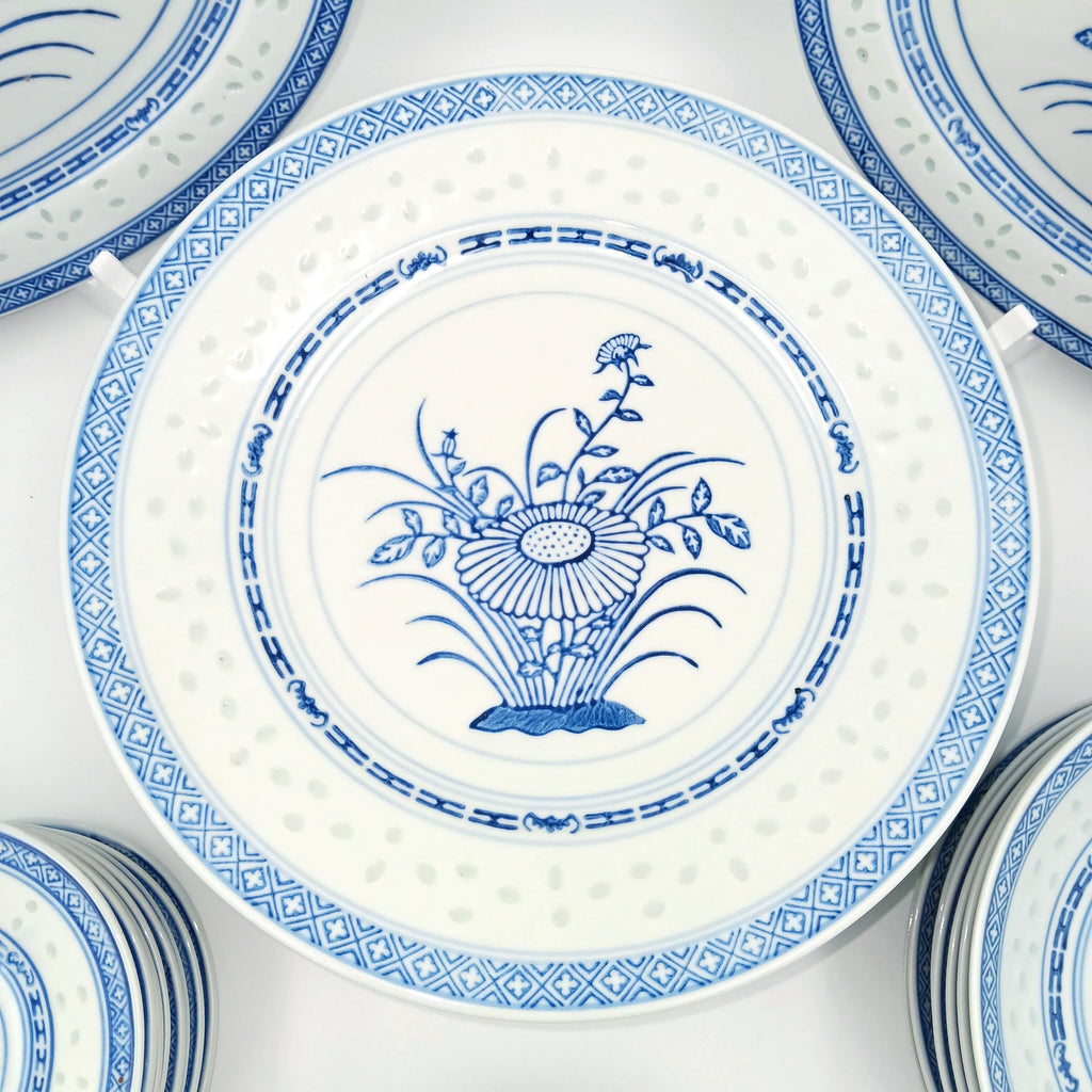 Vintage Tienshan Chinese Blue & White Rice Grain Chrysanthemum Flower Dinnerware Set, Choice Condition
